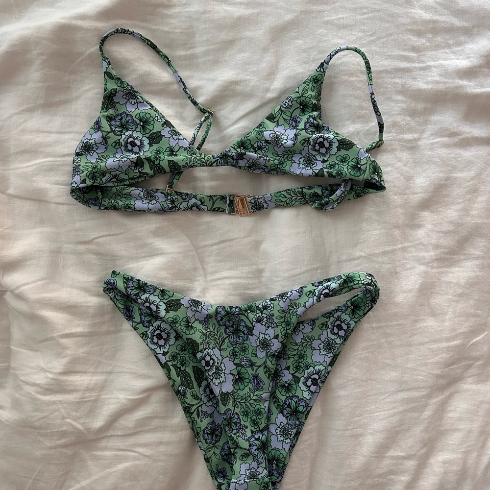 Skatie Green and White Bikini Set with Tropical Print